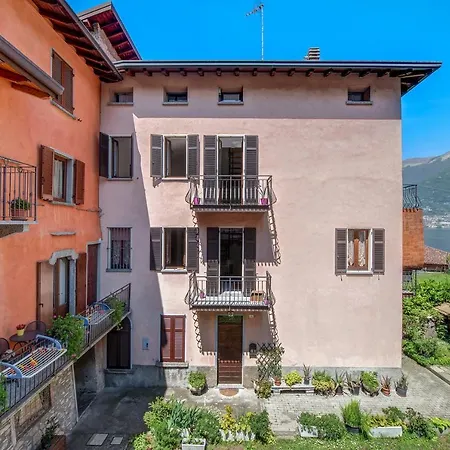 Casa Mocchetti * Lezzeno