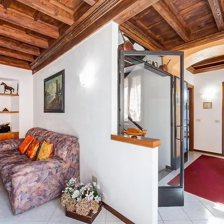 Casa Mocchetti Casa vacanze Lezzeno