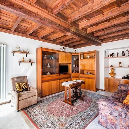 Casa Mocchetti