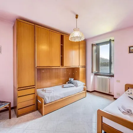 Casa Mocchetti * Lezzeno