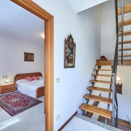 Casa Mocchetti * Lezzeno